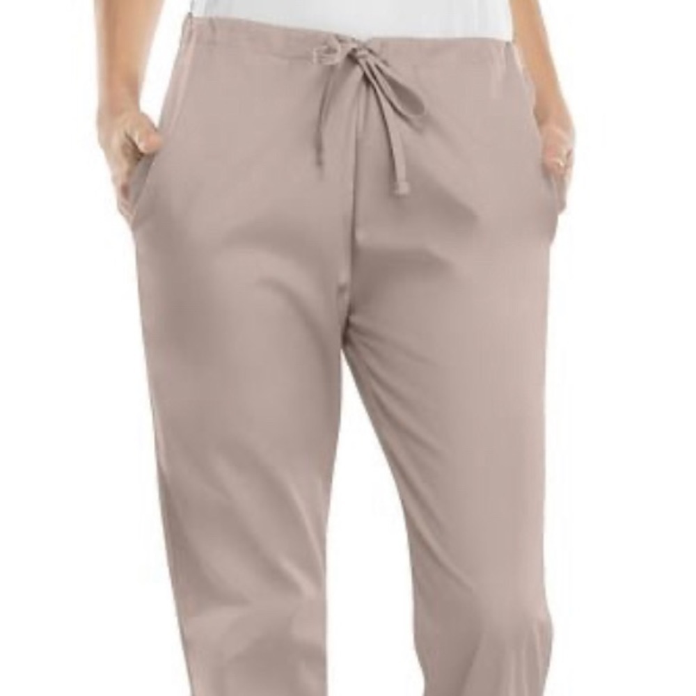 Male/female Cherokee medical uniform scrubs size M